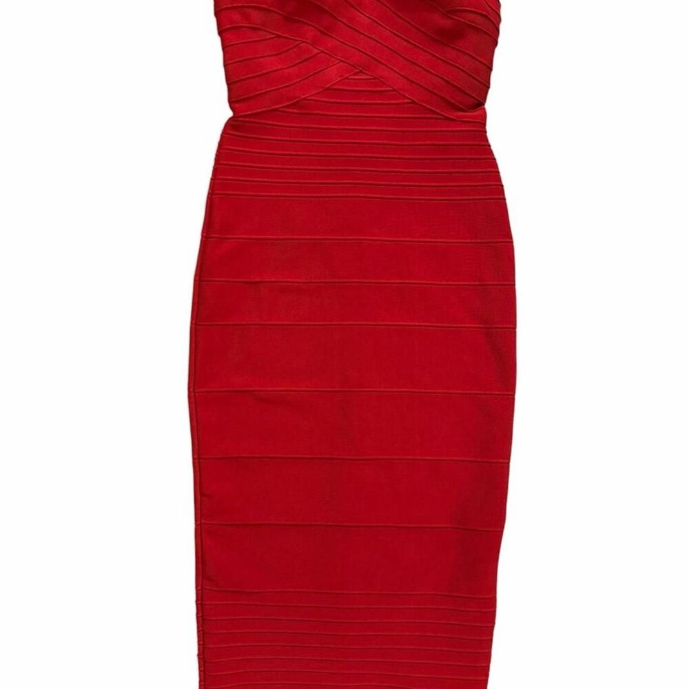 Donna Richardson Red Strapless Dress with horizontal ribbed texture